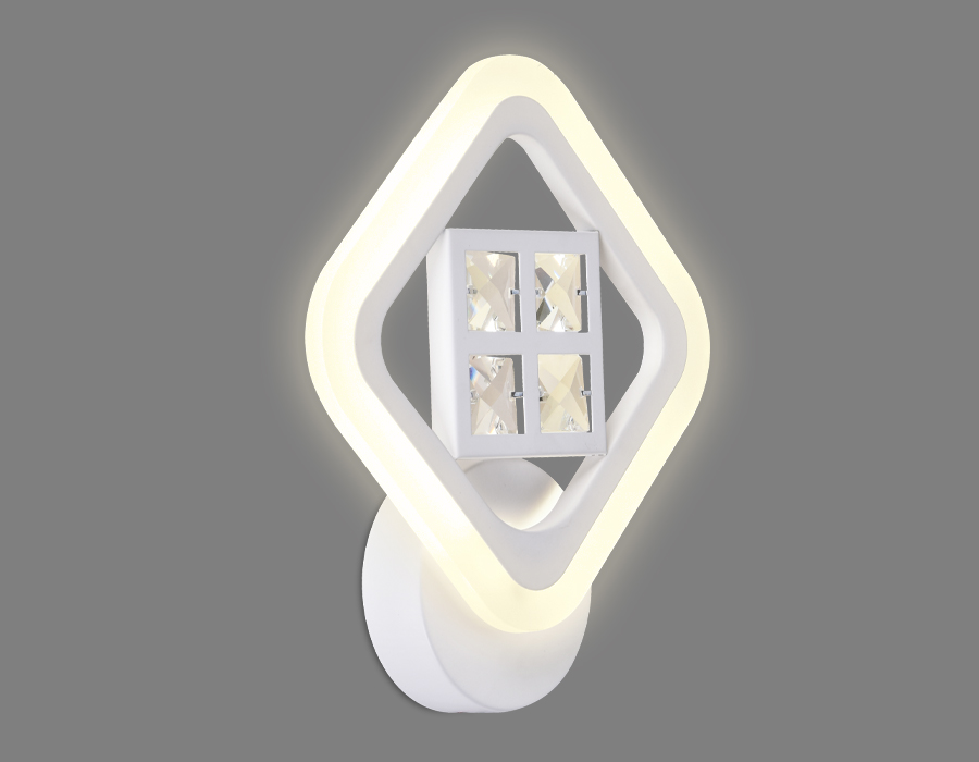 Настенный светодиодный светильник с хрусталем FA284 WH белый 15W 260*230*60 Ambrella Light 8