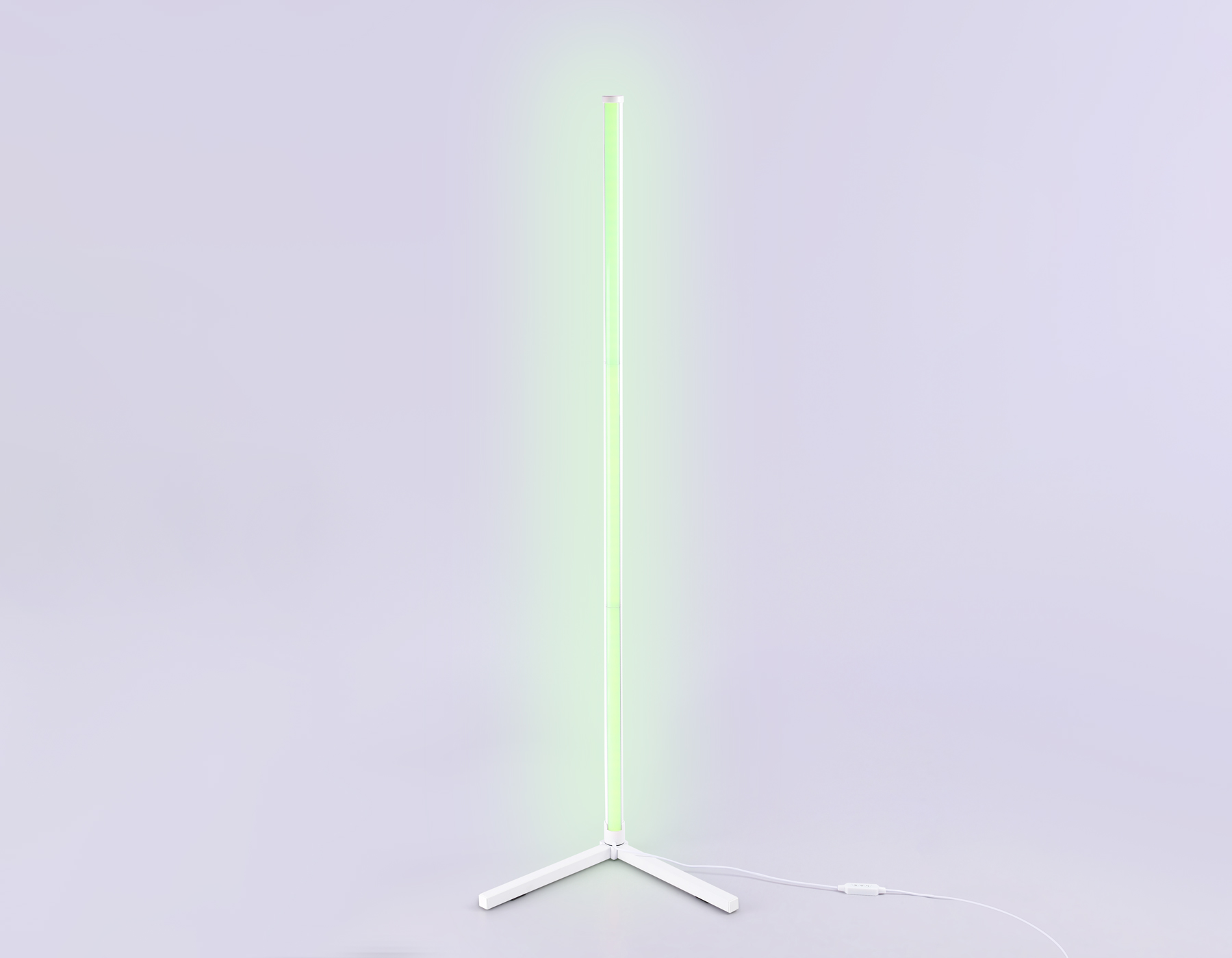 Светильник светодиодный напольный RGB с пультом FL8020 WH белый LED 15W RGB D32*1250 (ПДУ РАДИО 2.4G) Ambrella Light 20