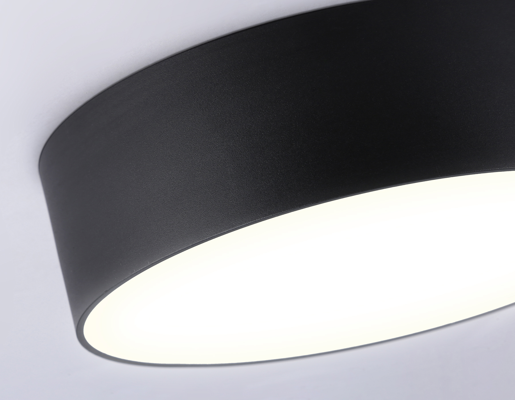 Потолочный светодиодный светильник FV5517 BK черный LED 18W 3000K D160*58 (Без ПДУ) Ambrella Light 13