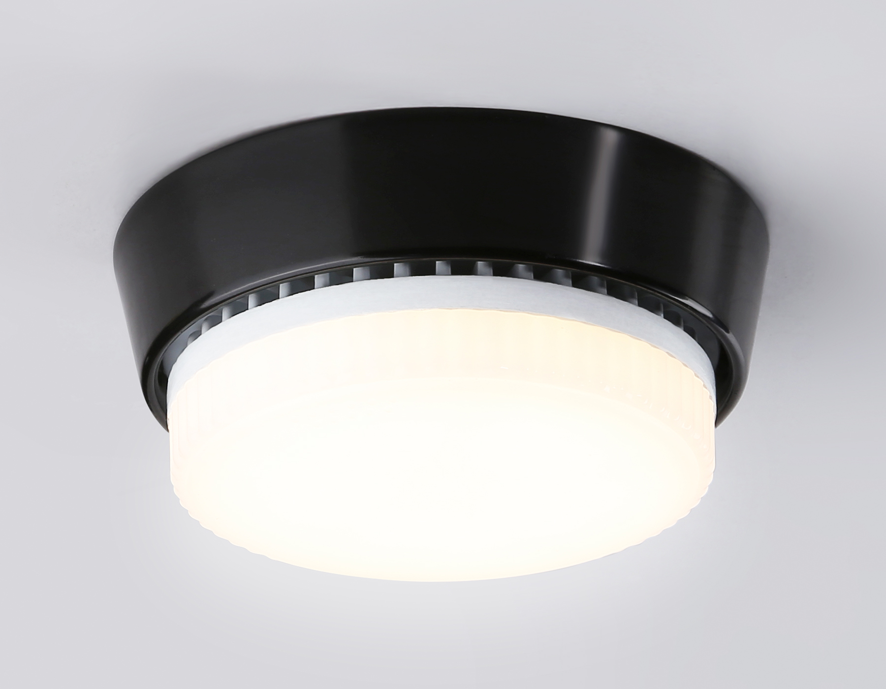 Светильник накладной со сменной лампой GX53 G10189 BK черный GX53 max 12W D90*20 Ambrella Light 8