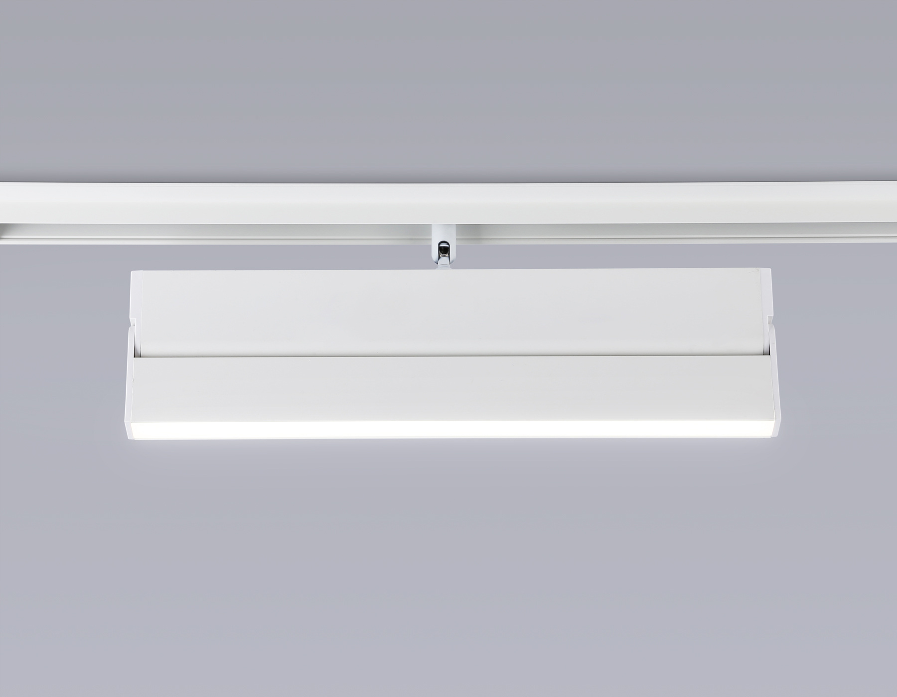 Трековый светильник линейный поворотный 48V 4200K GL4065 WH белый 18W 4200K 48V 325*22*45 Ambrella Light 11
