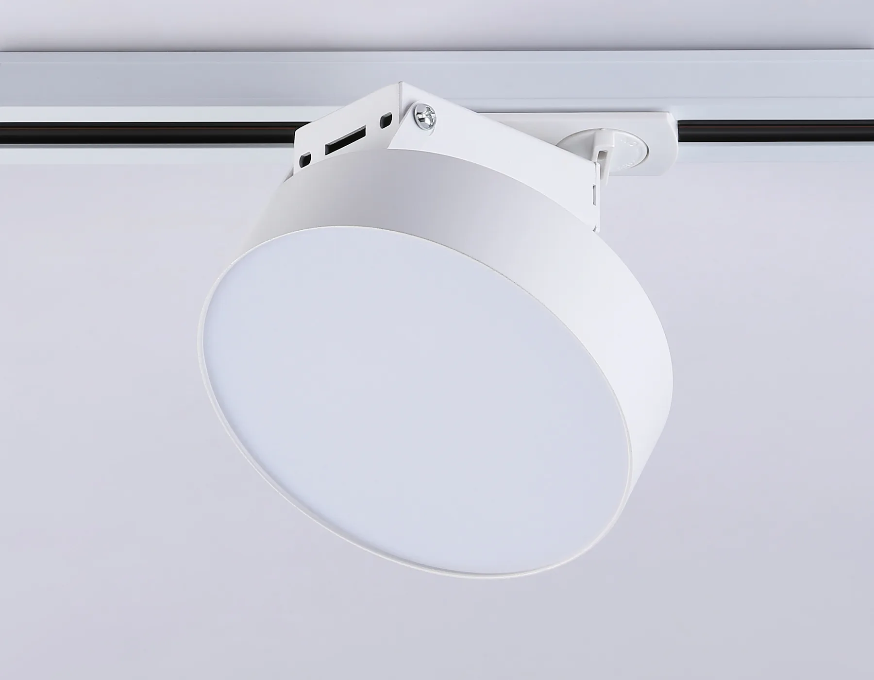 Трековый светильник 4000K 15Вт 120° GL6837 WH белый LED 15W 4200K D115*80 Ambrella Light 8