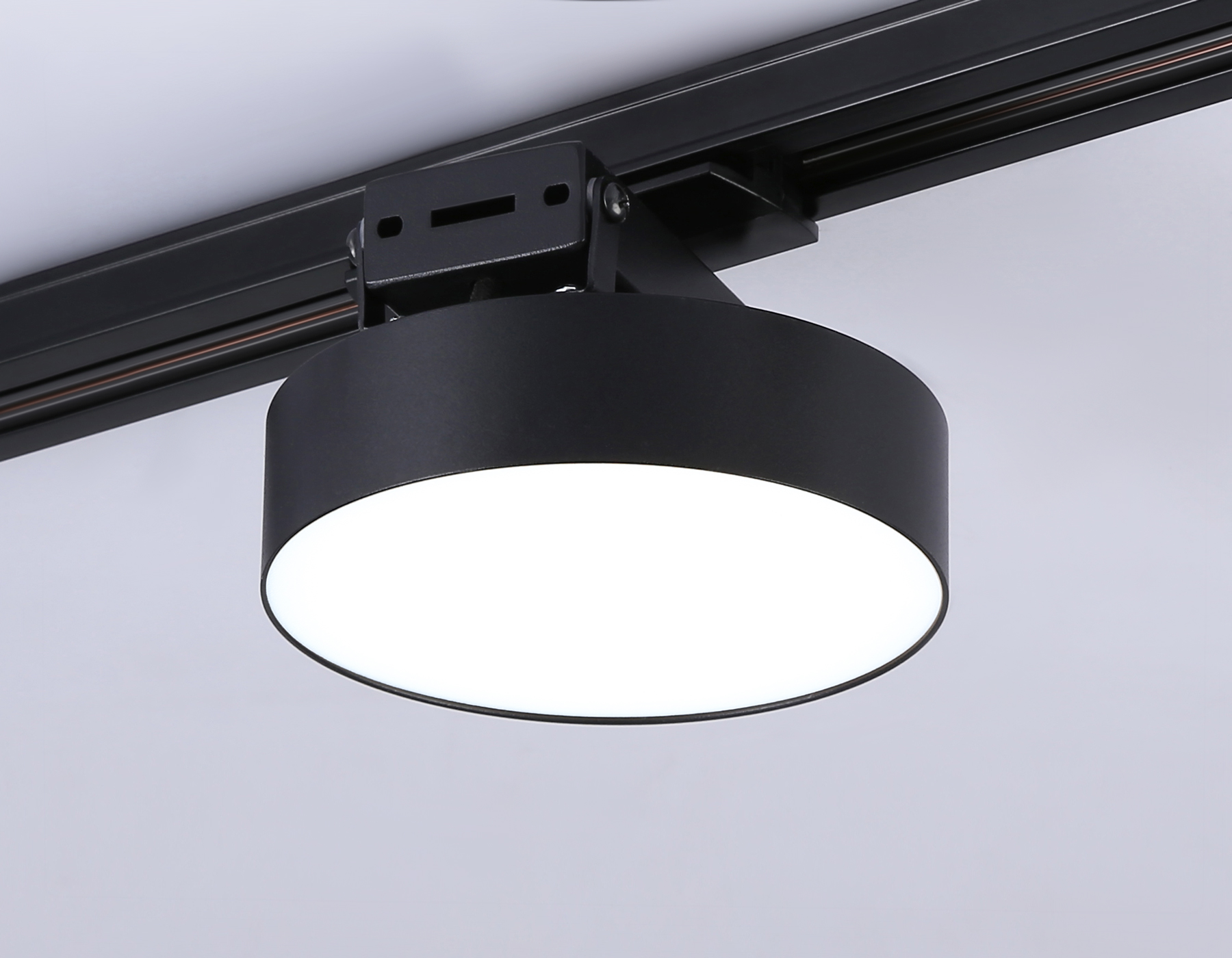 Трековый однофазный светодиодный светильник GL6842 BK черный LED 15W 4200K D115*80 Ambrella Light 13
