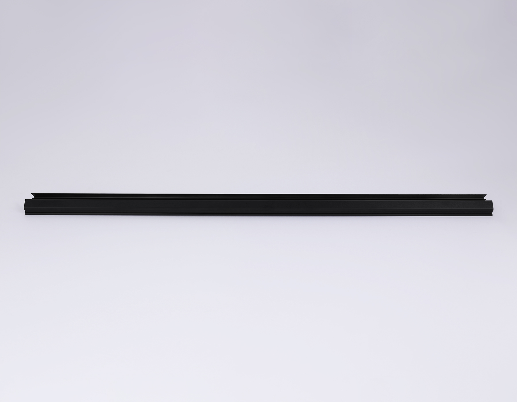 Корпус в натяжной потолок для накладного шинопровода Standard 220V Plus GL7132 BK черный матовый корпус в натяжной потолок Standard 220V NEW 3000*62*30 Ambrella Light 8