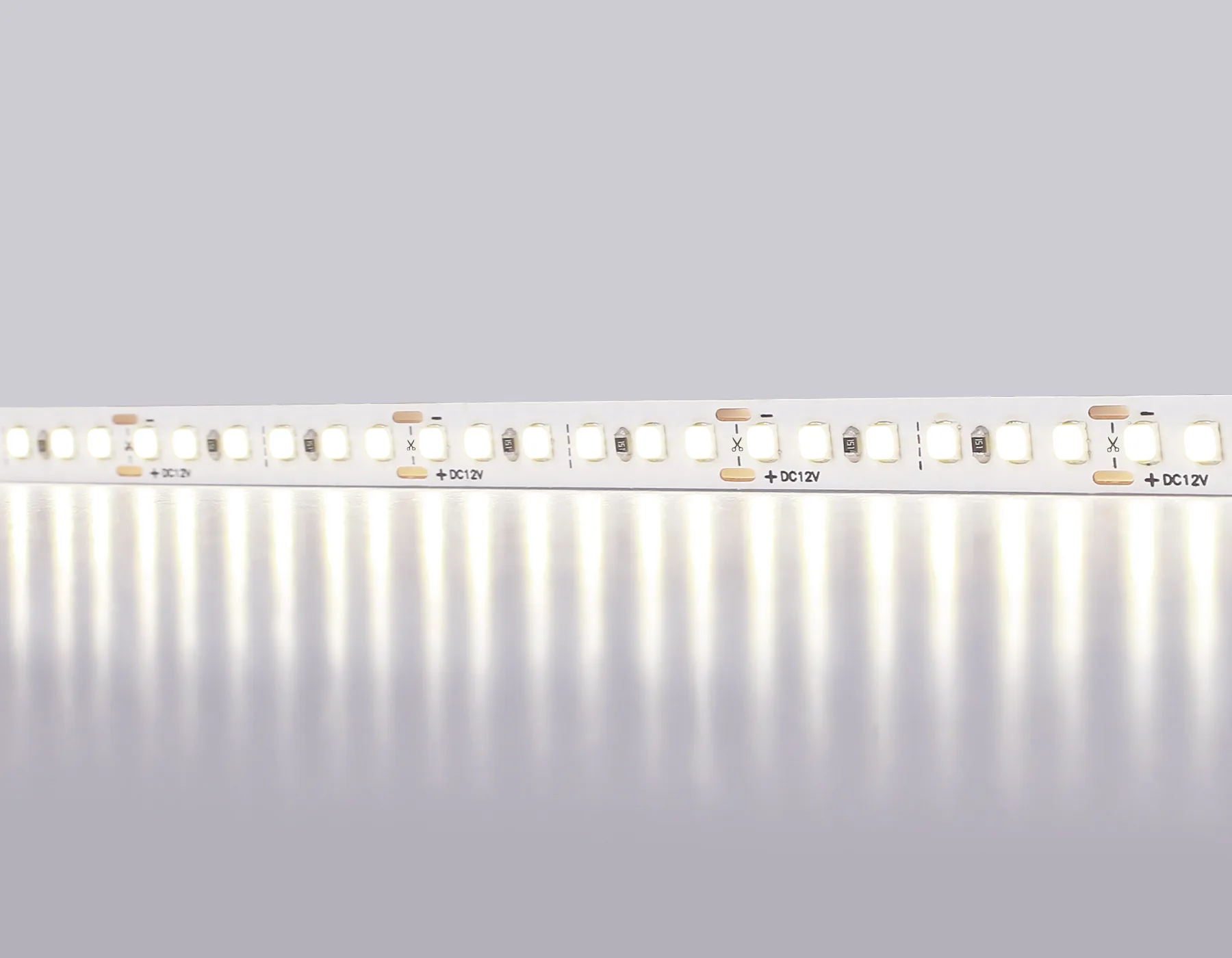 Светодиодная лента 12В 2835 180Led 14.4Вт/м 4500K IP20 5м GS1312 2835 180Led/ 14.4W m/ 12V IP20 4500K/ 5000*10*1.2mm (2 конт.) Ambrella Light 7
