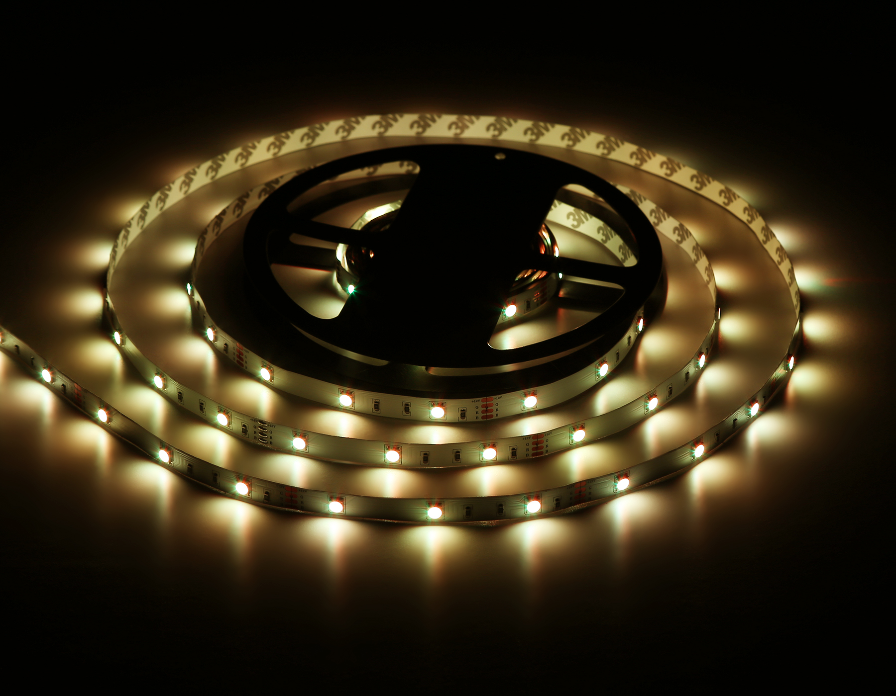 Комплект светодиодной ленты RGB Ambrella Light GS2401 5050 30Led /7.2W m/ 12V IP20 RGB 5m GS2401 5050 30Led/ 7.2W m/ 12V IP20 RGB/ 5000*10*1.87mm (4 конт.) комплект Ambrella Light 20