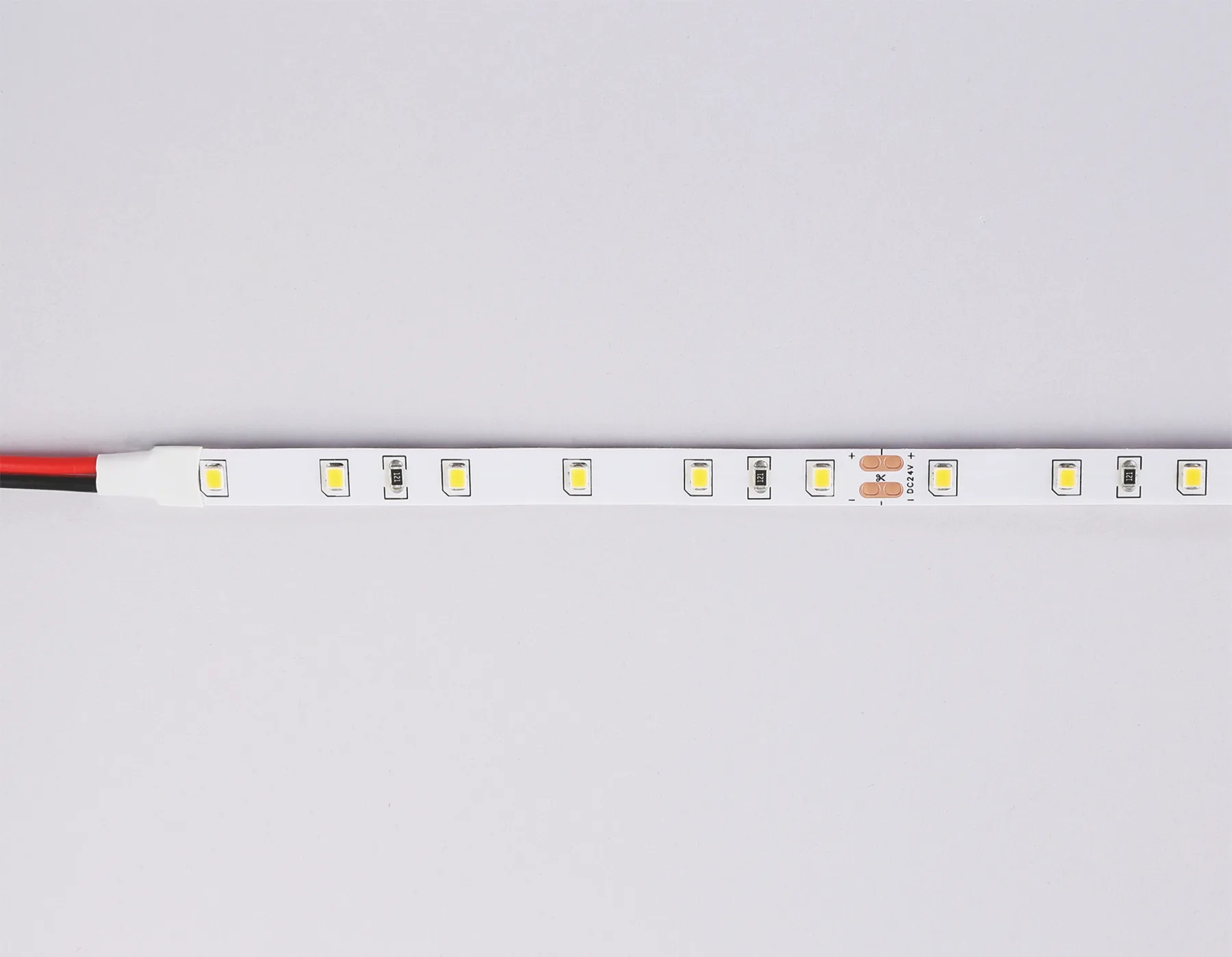 Светодиодная лента 24В 2835 60Led 6Вт/м 3000K IP20 5м GS3001 2835 60Led/ 6W m/ 24V IP20 3000K/ 5000*8*1.2mm (2 конт.) Ambrella Light 9