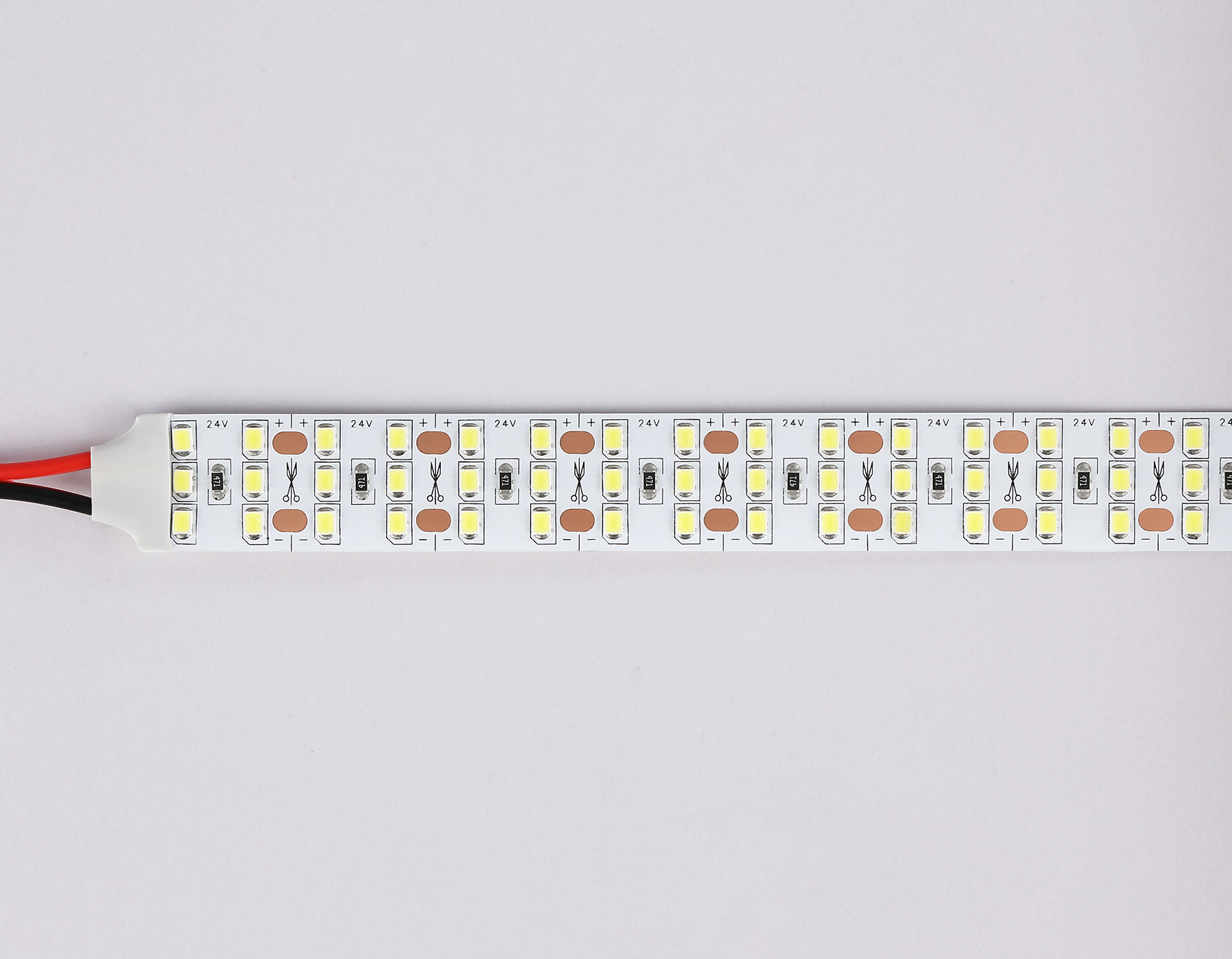 Светодиодная лента трехрядная Ambrella Light GS3903 2835 324Led /26W m/ 24V IP20 6500K 5m GS3903 2835 324Led/ 26W m/ 24V IP20 6500K/ 5000*18*1.2mm (2 конт.) Ambrella Light 13