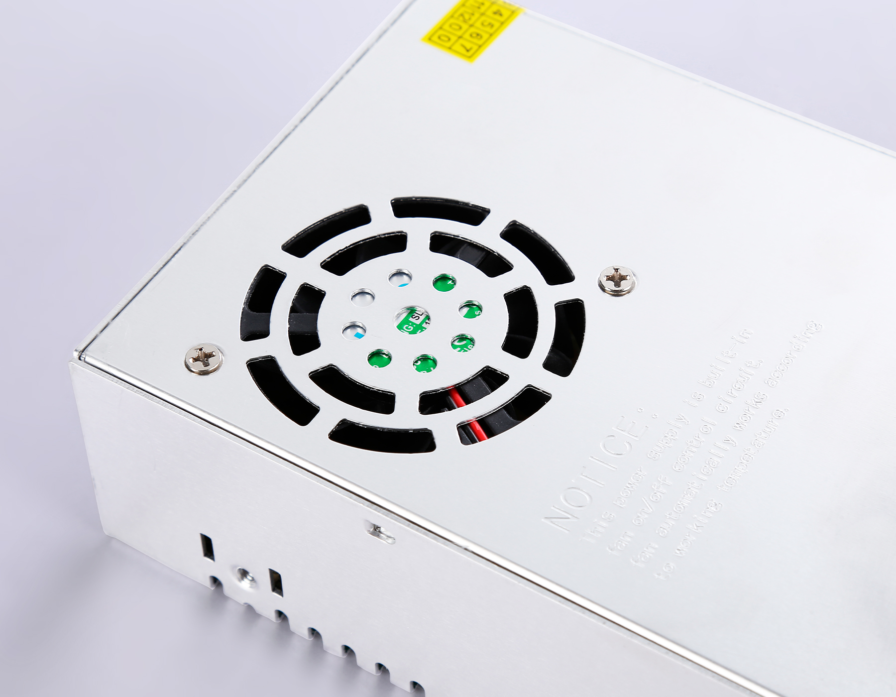 Блок питания для светодиодной ленты 12V 400W 33.3A IP20 90-260V 215*115*50 GS9552 GS9552 блок питания 12V 400W 33.3A IP20 90-260V 215*115*50 Ambrella Light 8