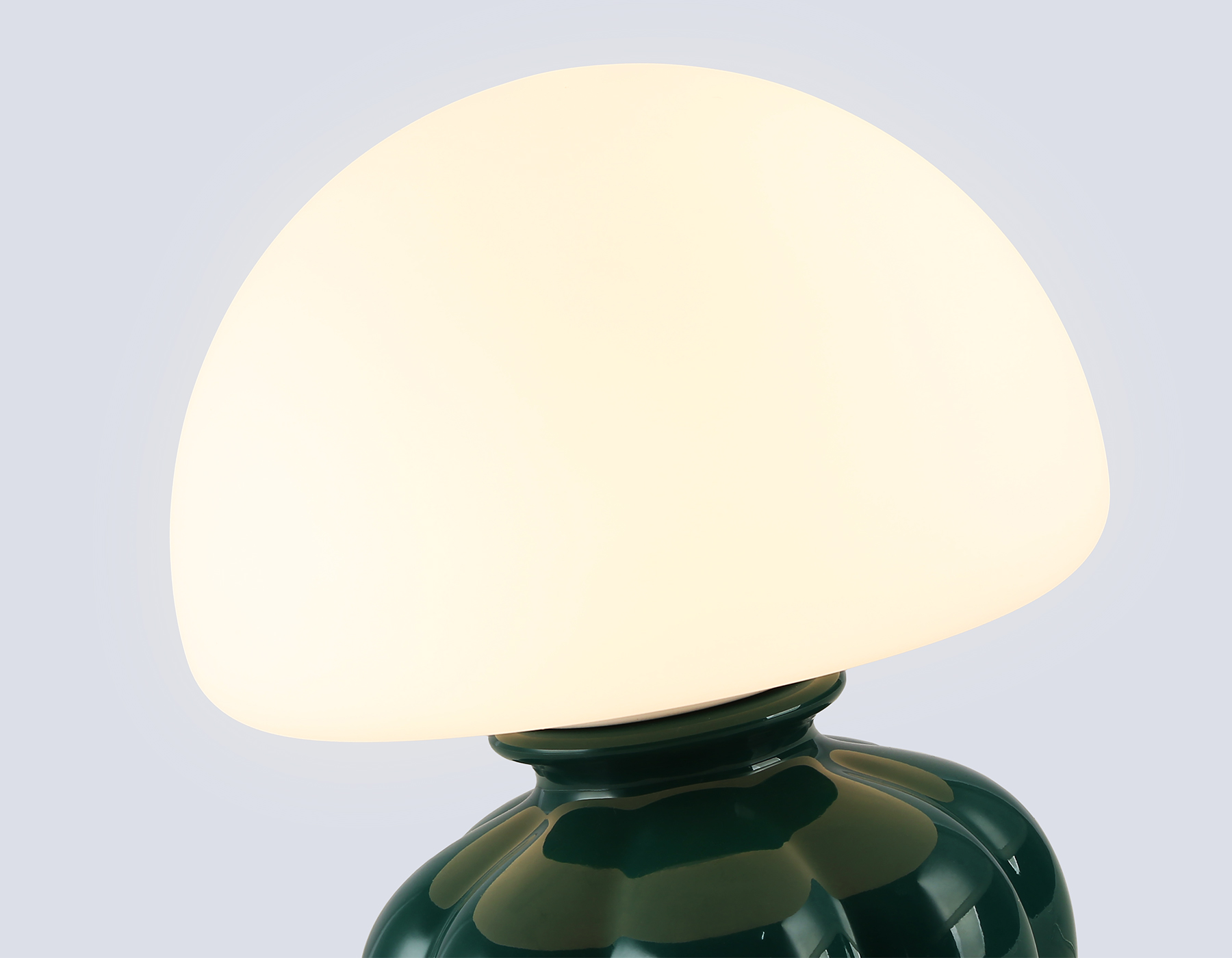 Настольная лампа LH53249 GN/WH зеленый/белый G9 max 28W D165*220 Ambrella Light 14