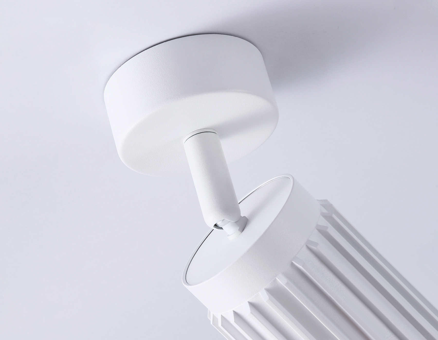 Накладной поворотный спот со сменной лампой GU10 TN51677 WH белый GU10 D60*120 Ambrella Light 10