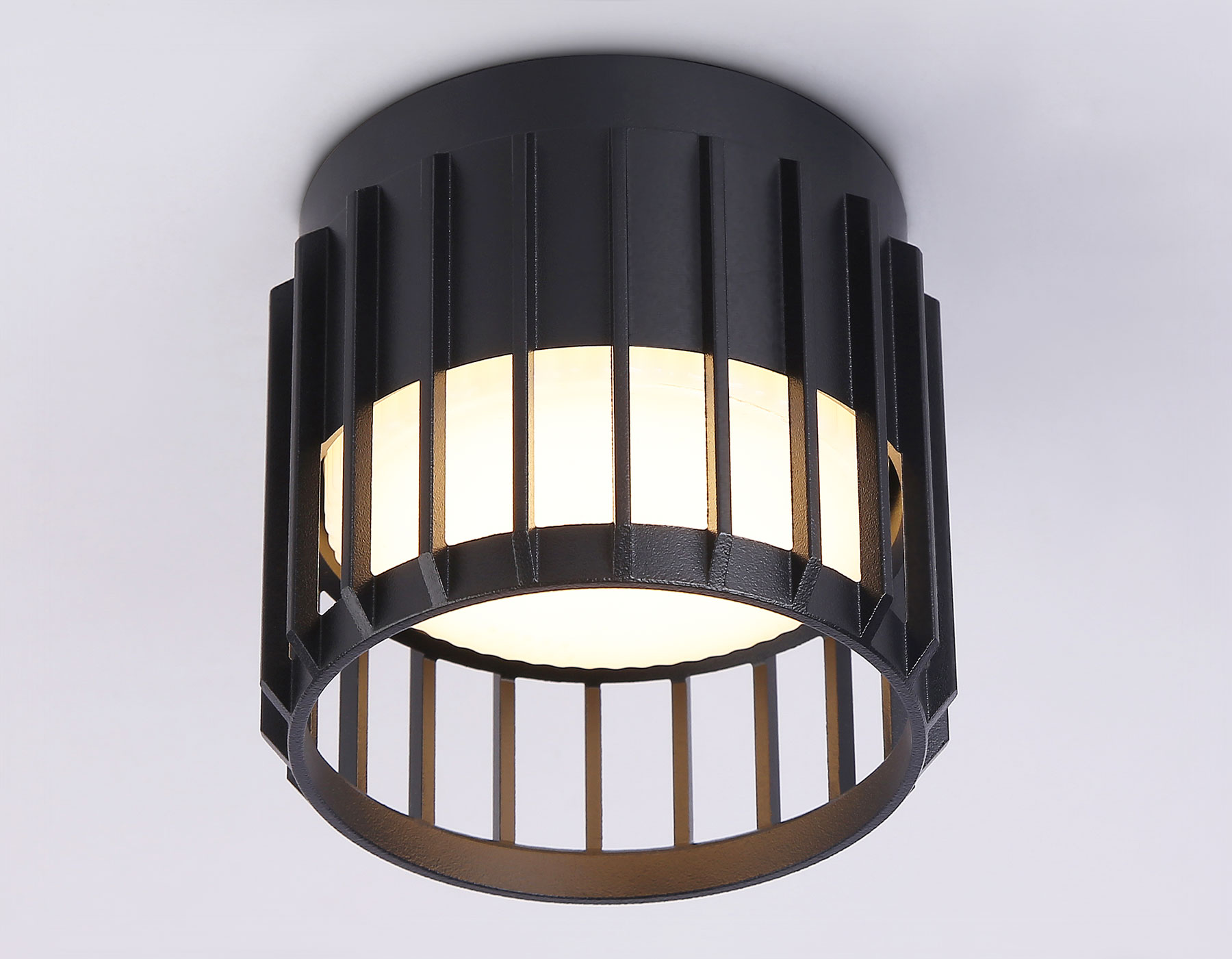 Накладной светильник со сменной лампой GX53 TN71155 BK черный GX53 D100*80 Ambrella Light 7