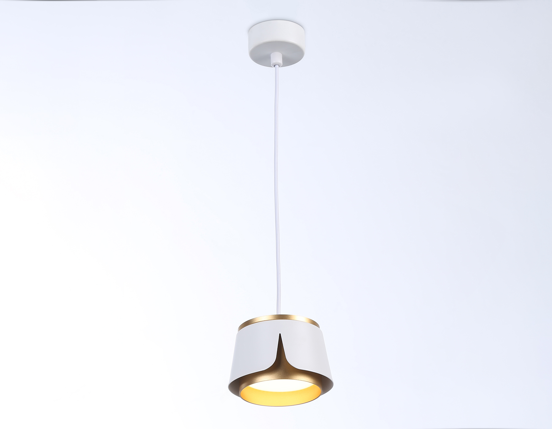 Подвесной светильник со сменной лампой GX53 TN71245 WH/GD белый/золото GX53 D100*1090 Ambrella Light 9
