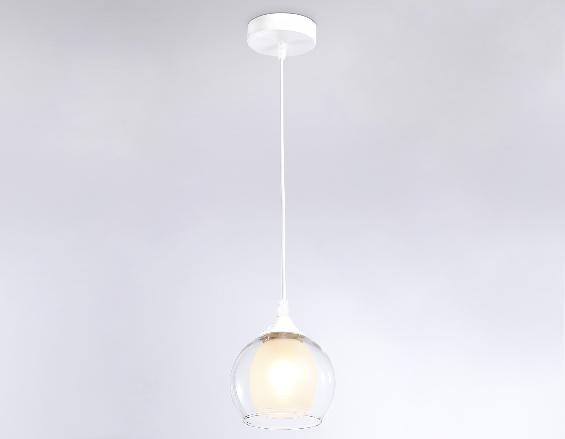 Подвесной светильник TR3538 WH/CL/FR белый/прозрачный/белый матовый E27 max 40W D130*800 Ambrella Light 11